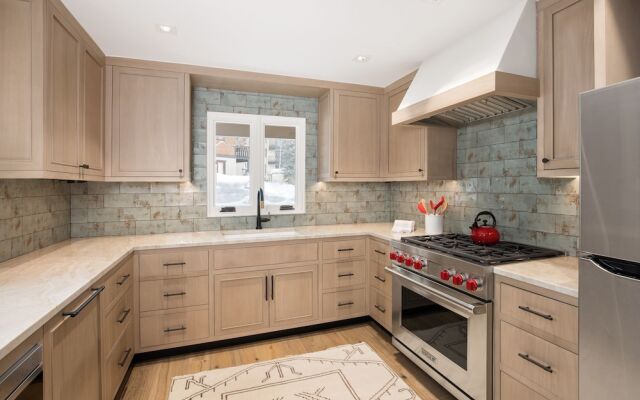 Vail Trails East #10a 3 Bedroom Condo by RedAwning