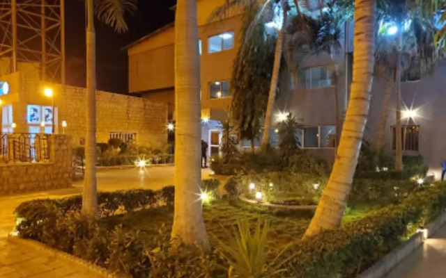 Tahir Guest Palace