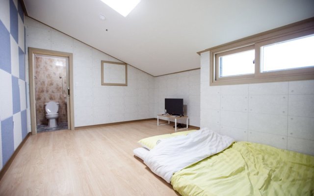 Kirin Guesthouse - Hostel