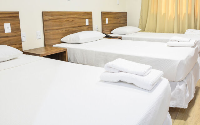 Mac Hotel