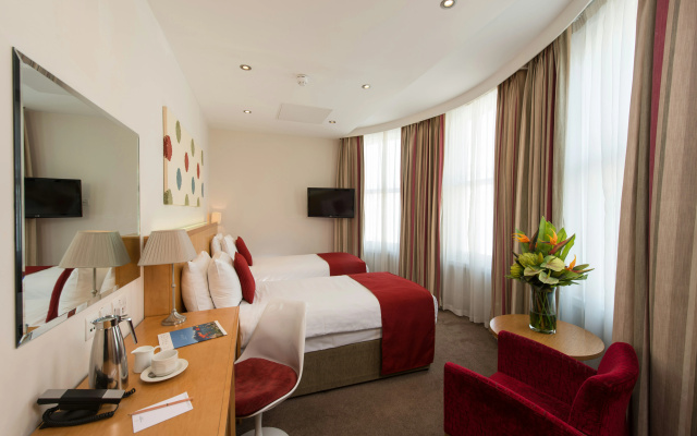 Park International Hotel