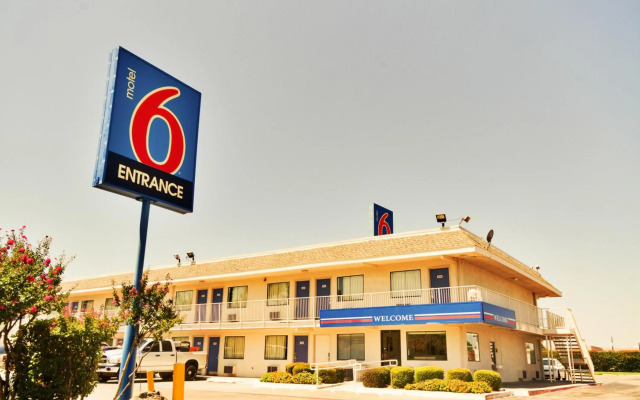 Motel 6 Irving, TX - Dallas