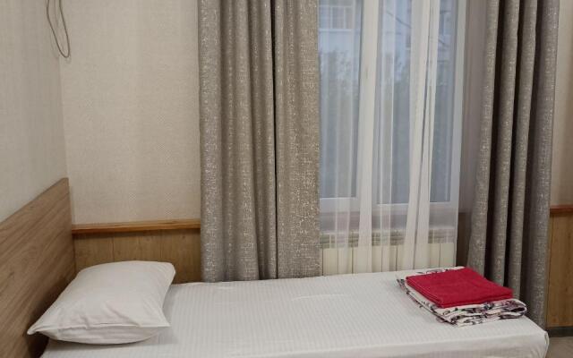 Yuzhny dvorik Guest house