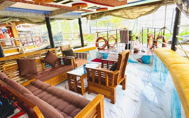 1 BHK Houseboat in Alleppey Finishing Point,, Alappuzha, by GuestHouser (CB89)