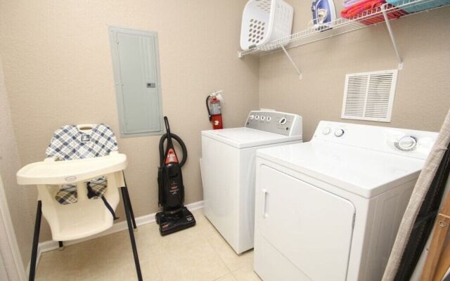 Vista Cay Getaway 3 Bedroom Condo by Redawning