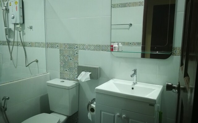 Teerada Boutique Place