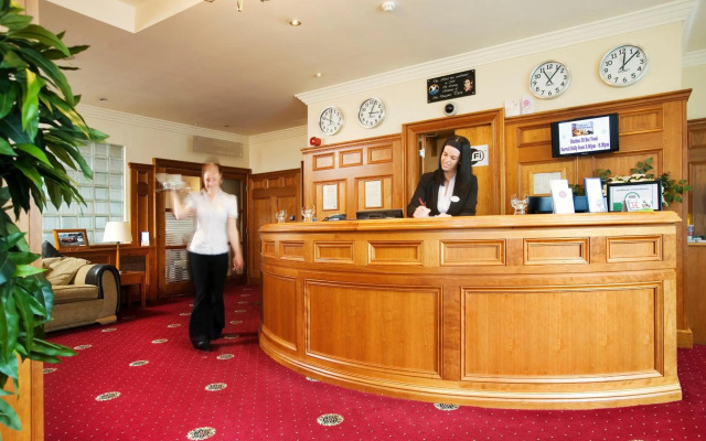 Tara Hotel