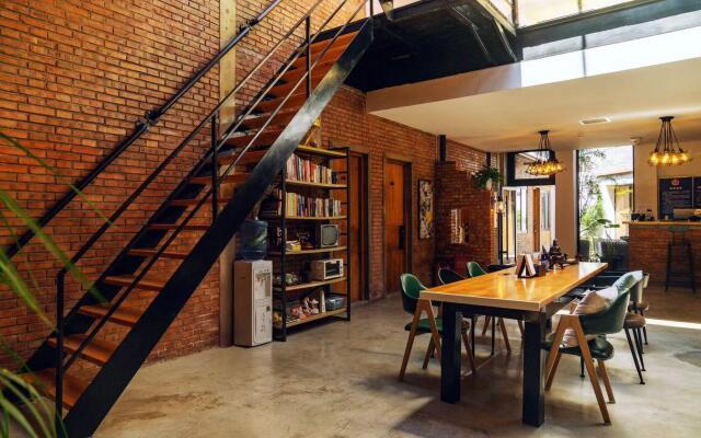 PUREMIND Loft Hotel