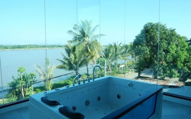 Pool villa rimkhong Nakhorn panom