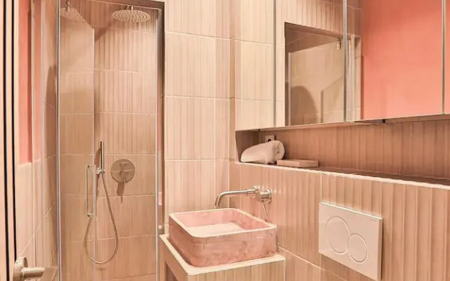 Charming Studio With A/C - 2P - Center St Tropez