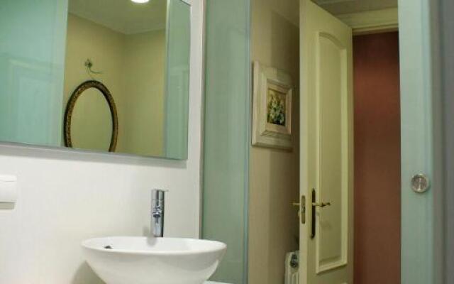 Apartamento con Terraza y Piscina, Baiona