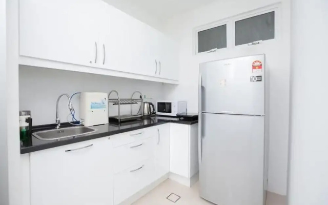 Luxury Suites KLCC Binjai 8 by uBook