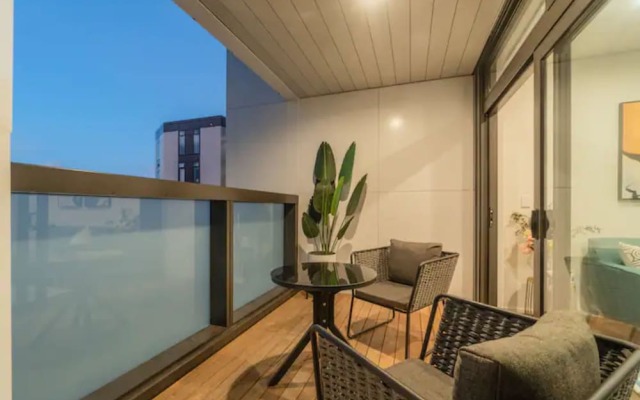 Premium Brand New Central Apt - Carpark