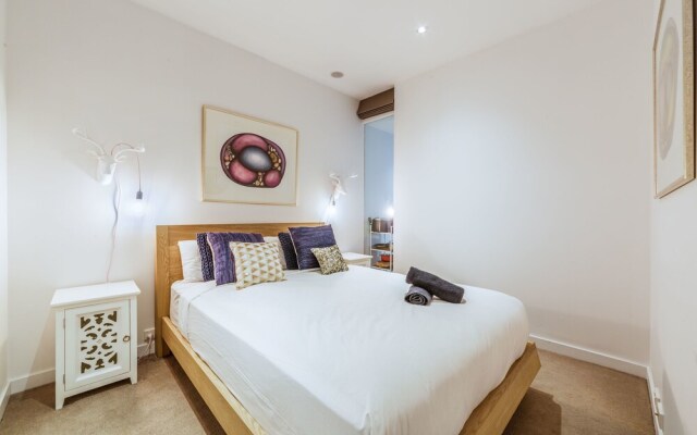 Elegant 1 bed 1 Bath Apartment, Free Parking