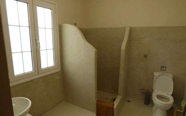 Paraportiani Guesthouse