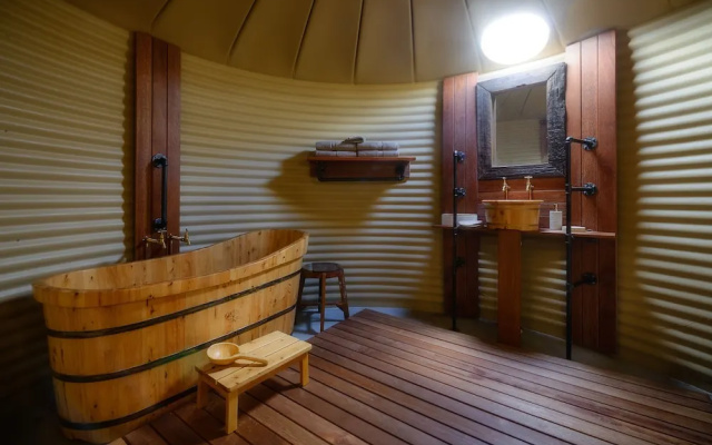 Glamping at Truffle Lodge