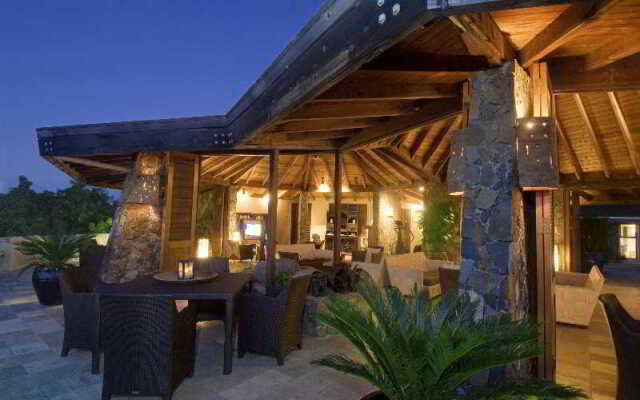 Saba Rock Resort