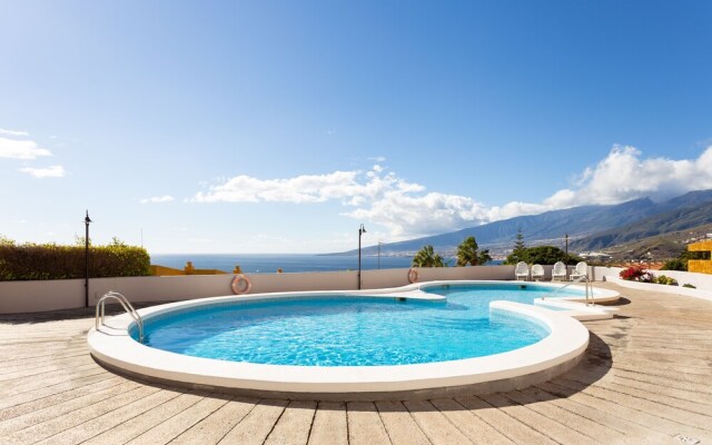 HomeLike Stunning Ocean Views Radazul