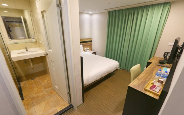 TopL Hotel