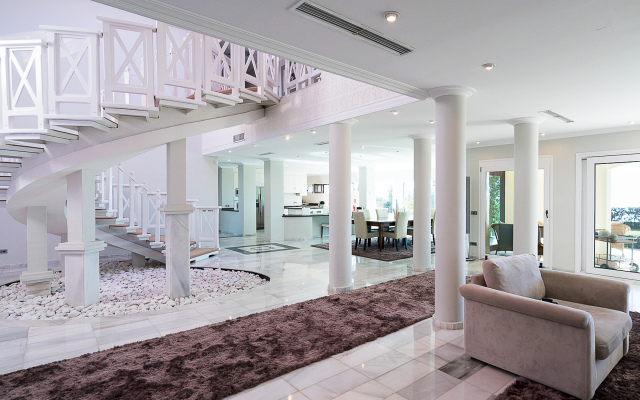 Villa South Beach