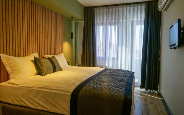 Polek Hotel