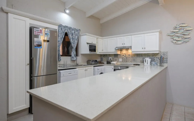 San Lameer Villa Rentals 3114