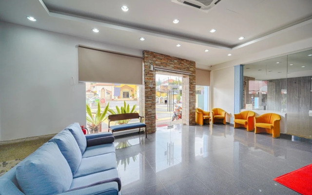 OYO 89912 Jma Ferringhi Beach Hotel