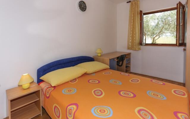 Awesome Home in Kastel Novi With Wifi and 6 Bedrooms