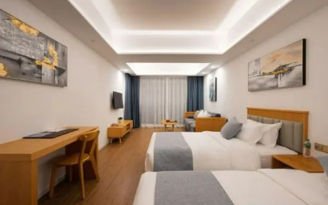 Julong Resort (Tsuen Wan Sea World)