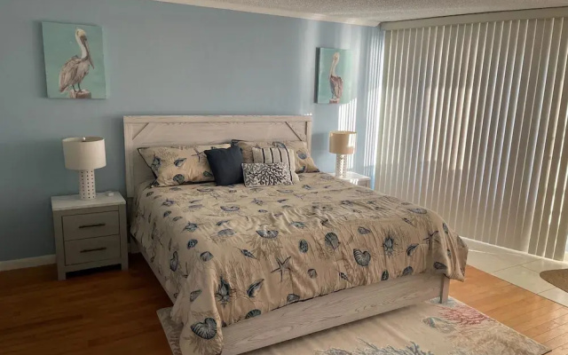 Van Lee 1003 - Oceanview Beach Condo