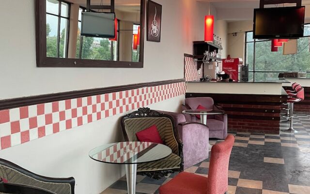 Shangrila Hotels Changla Gali