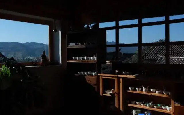 Shaxi Ancient Town Yanshe Homestay
