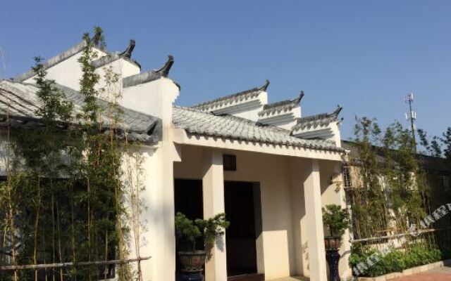 Hailang Yuanlin Holiday Hotel