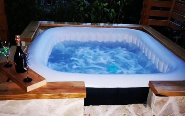 Studio Dar-Sunce with jacuzzi