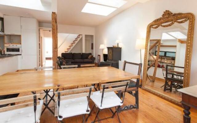 Central, Charming, Quiet, Garden and Parking