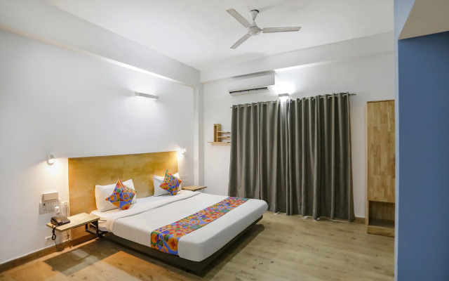 FabHotel F9 Noida Sector 51