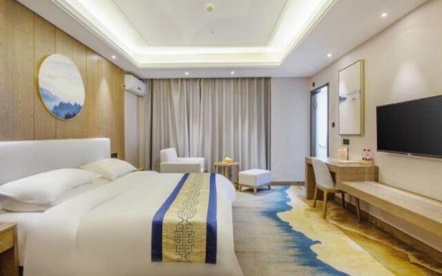 Vienna Classic Hotel (South Gate of Mount Huang Scenic Area)