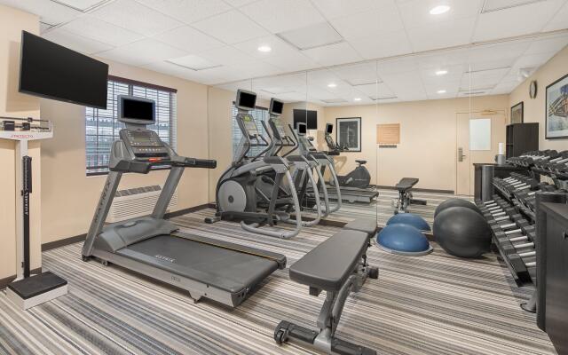 Candlewood Suites Charlotte - Arrowood, an IHG Hotel