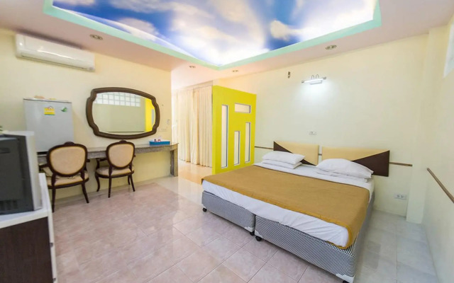 Poomvarin Resort