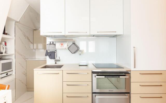 New studio with parking - WiFi - A.C. - Sismondi