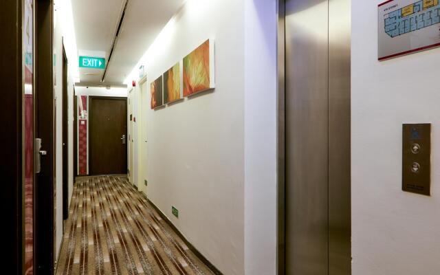 Hotel Clover 5 Hongkong Street (SG Clean)