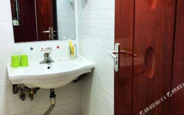 Super 8 Hotel Beijing Dong Si