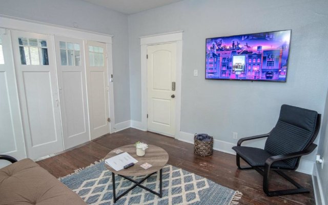 Las Carolinas #4 Cozy 1BR1BA Sleeps 5