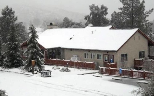 Oakzanita Springs RV Campground