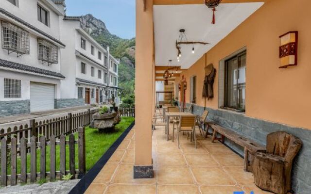 Xiangjian Xiaoqi Hostel