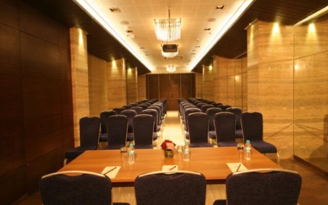 Hotel Suncity Premiere SEEPZ Andheri East Mumbai