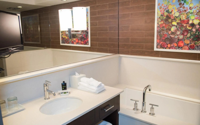 City Loft Hotel