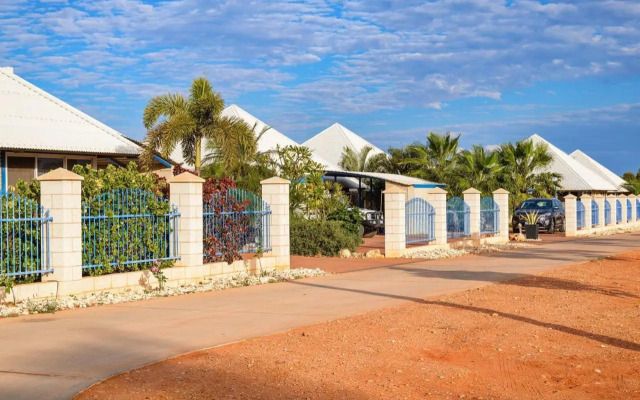 Osprey Holiday Village Unit 222 1 Bedroom