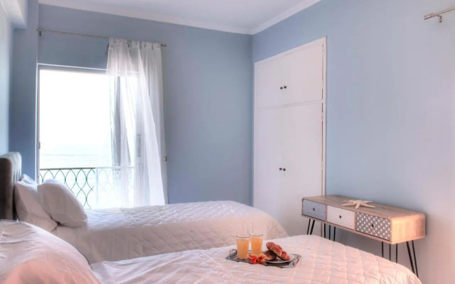 T8 Apartment On The Beach