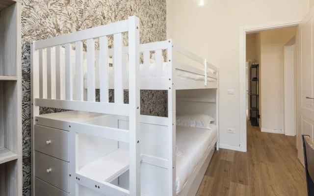 Salutati Apartments by MMega